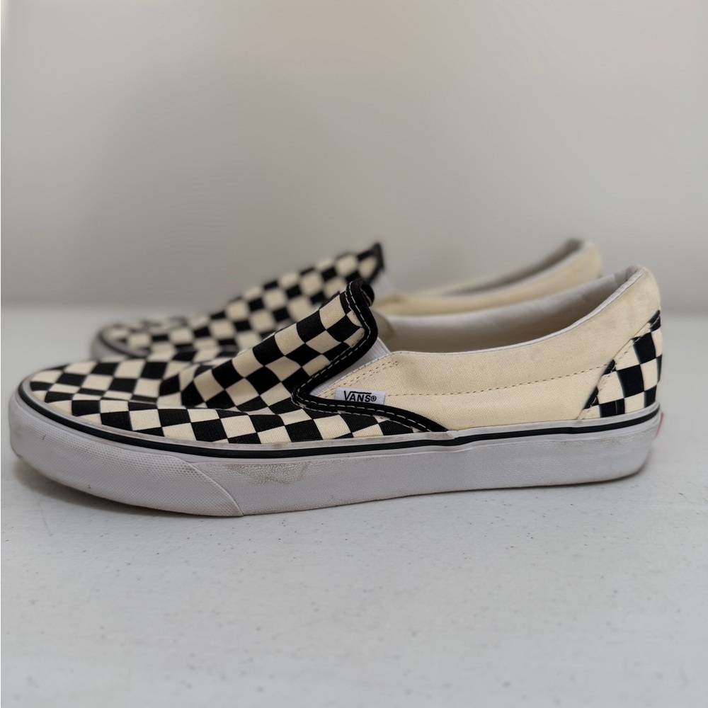 Vans Men’s Black and Cream Checkerboard Slip-Ons - Picture 2 of 6